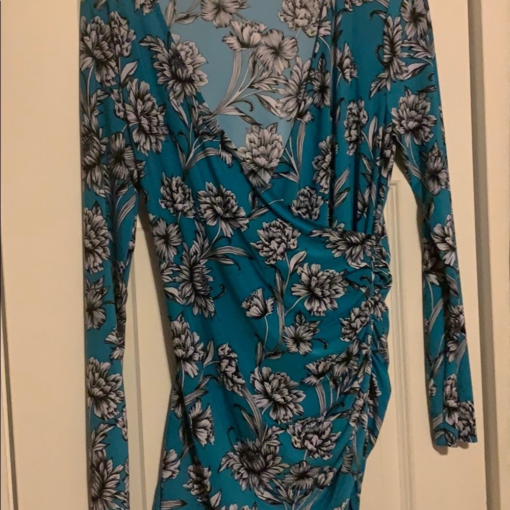Women’s top size small